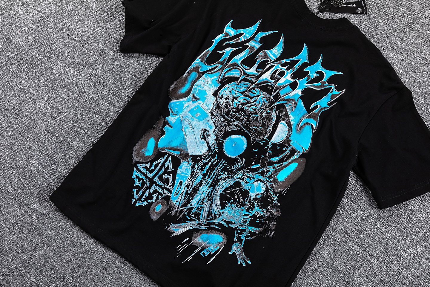 GUAPI Blue Graphic Short-Sleeve T-Shirt — detail