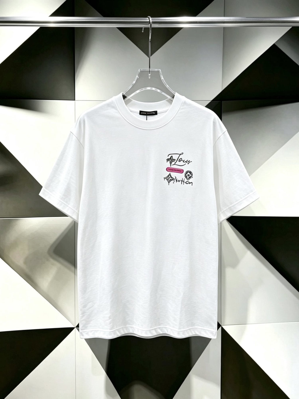 Louis Vuitton*LV Script Graphic T-Shirt — hero
